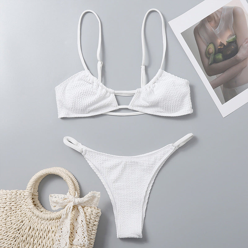Thong bottom bikini