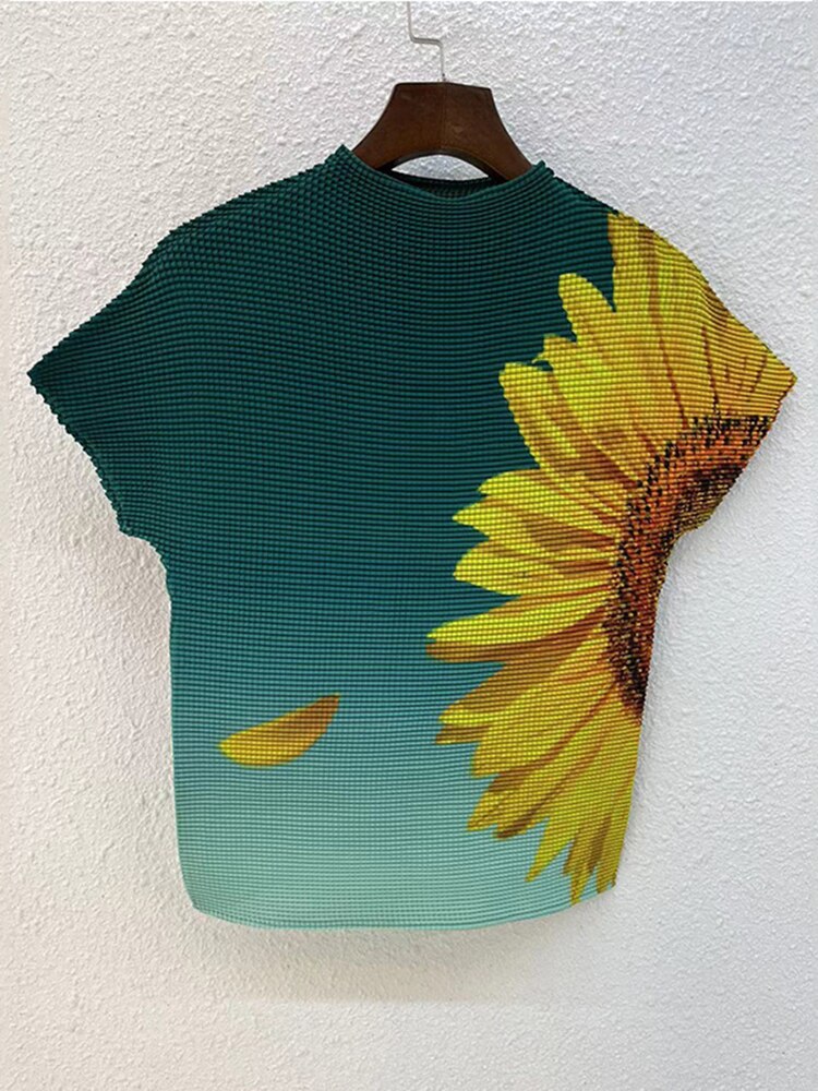 Printed pleated T-shirt
