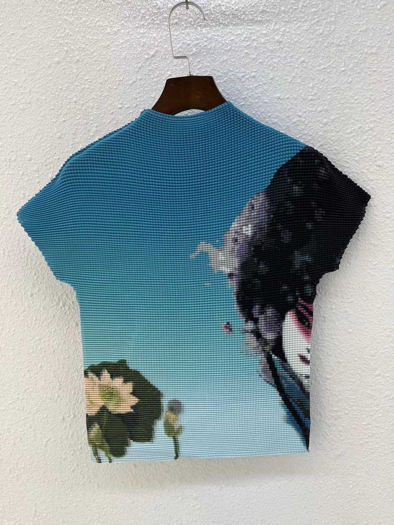 Printed pleated T-shirt