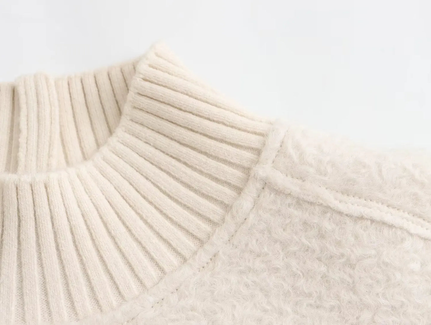 Turtle neck pullover